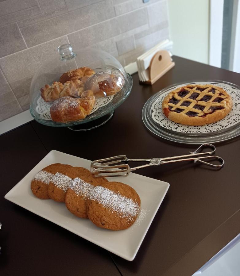 Riflessi D'Arte Bed & Breakfast Provaglio d'Iseo Luaran gambar
