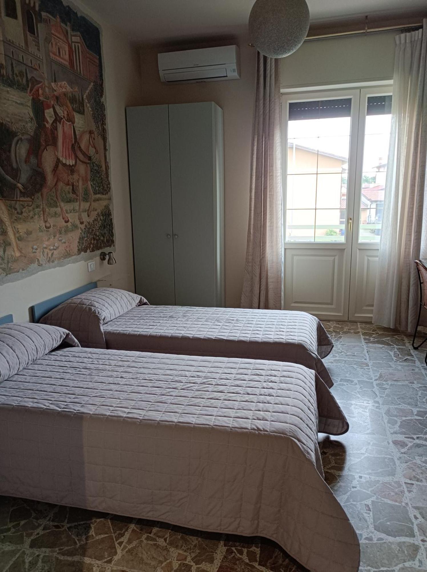 Riflessi D'Arte Bed & Breakfast Provaglio d'Iseo Luaran gambar