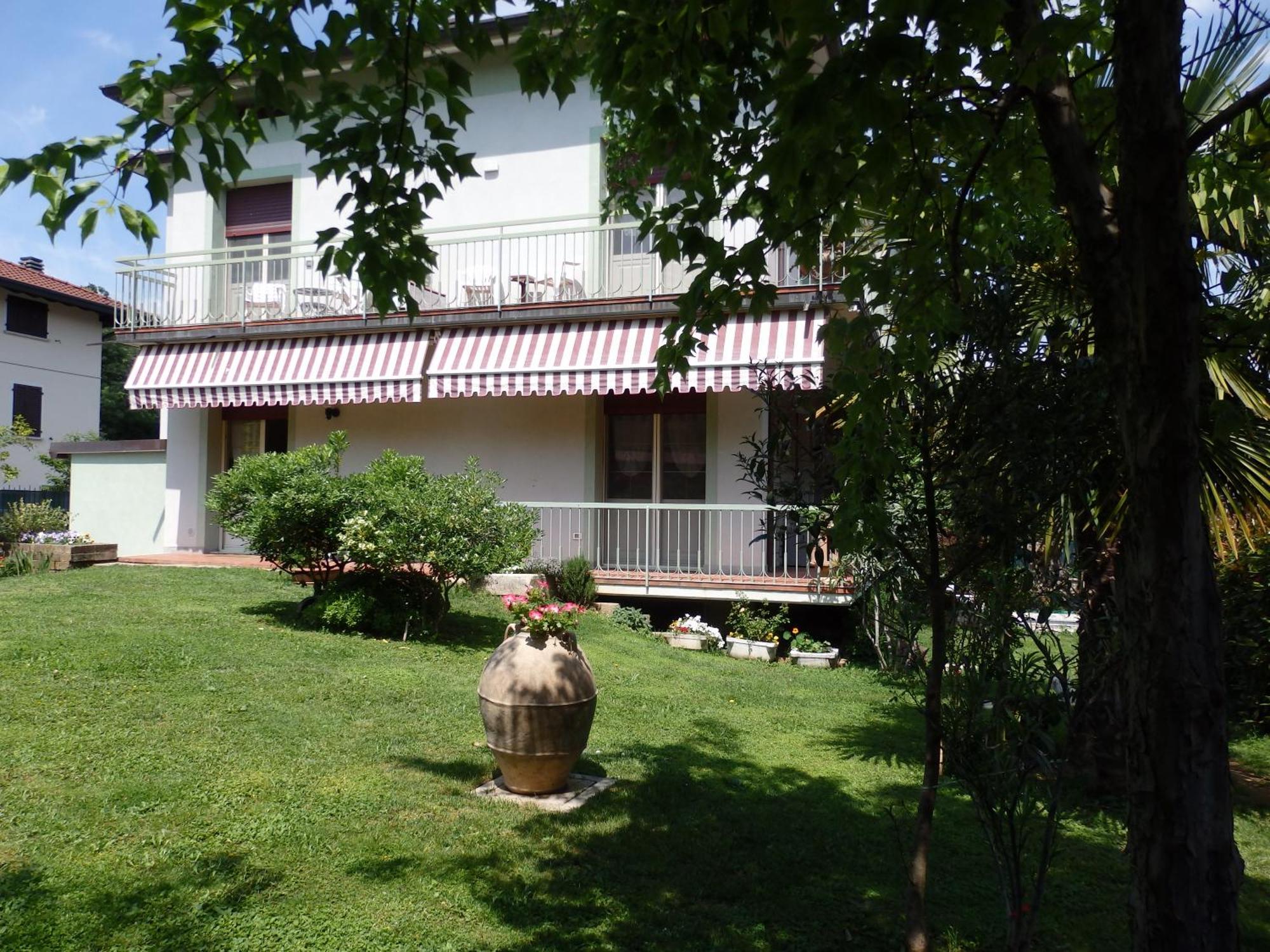 Riflessi D'Arte Bed & Breakfast Provaglio d'Iseo Luaran gambar