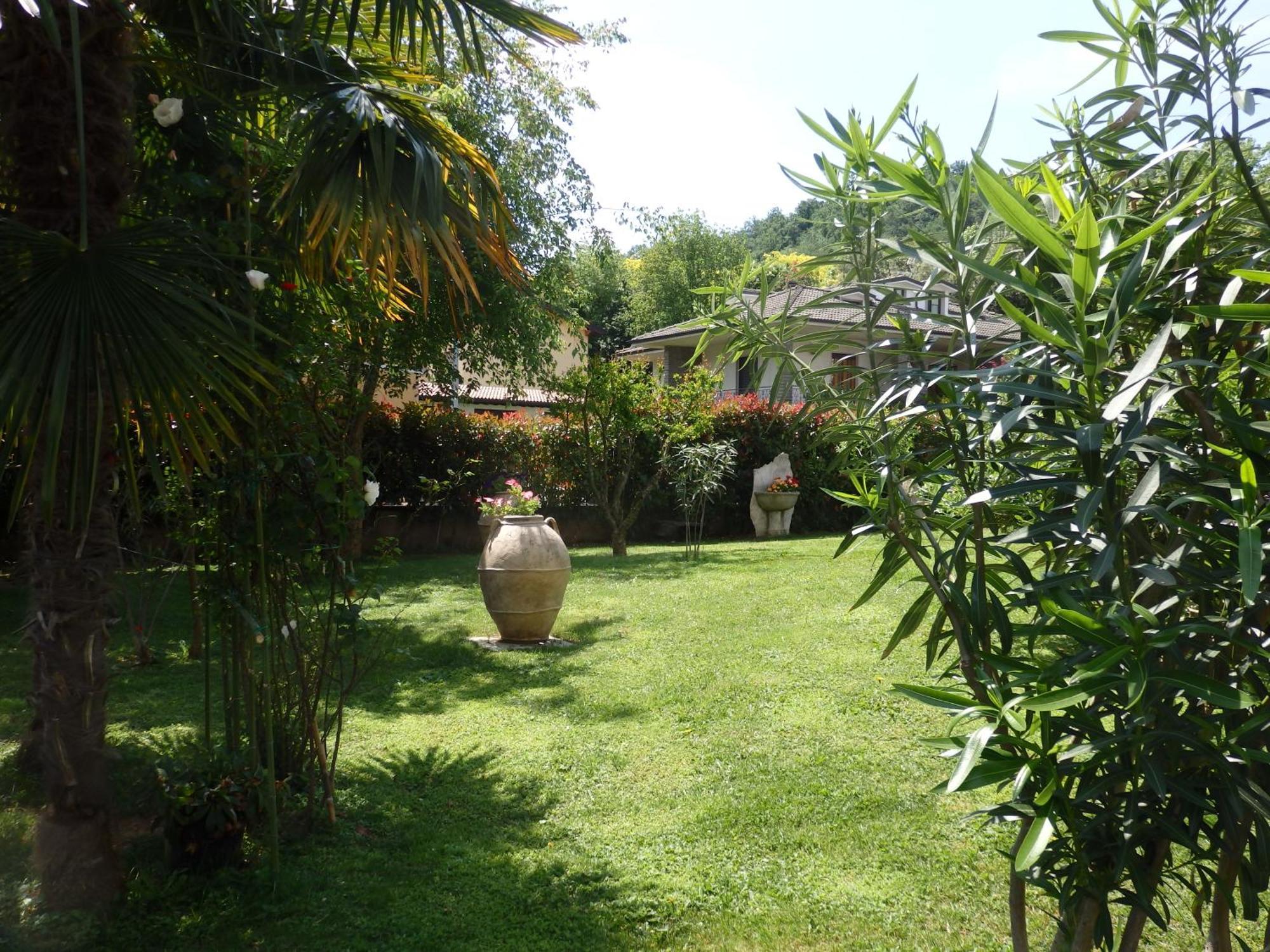Riflessi D'Arte Bed & Breakfast Provaglio d'Iseo Luaran gambar